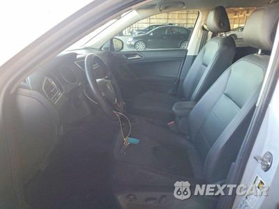 Zdjęcie 7 z 12 samochodu: 2018 VOLKSWAGEN TIGUAN SE VIN:3VV3B7AX3JM214251 - miniatura