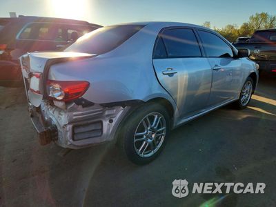 Trzecie zdjęcie samochodu z tyłu: 2011 TOYOTA COROLLA LE VIN:2T1BU4EE3BC587876 - miniatura