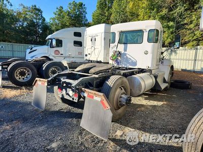 Trzecie zdjęcie samochodu z tyłu: 2015 KENWORTH T370 SEMI TRUCK VIN:2XKHAJ7X8FM462668 - miniatura