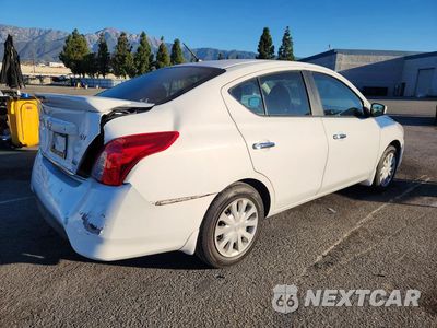 Trzecie zdjęcie samochodu z tyłu: 2016 NISSAN VERSA 1.6 SV VIN:3N1CN7AP4GL839331 - miniatura
