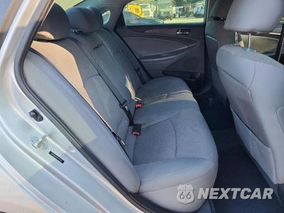 Zdjęcie 10 z 12 samochodu: 2013 HYUNDAI SONATA GLS VIN:5NPEB4ACXDH671801 - miniatura