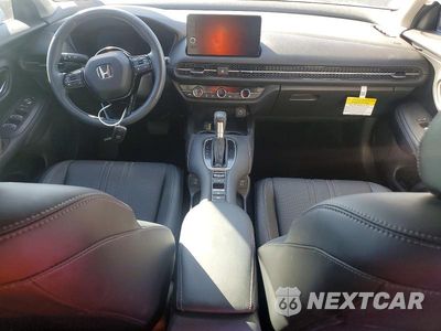 Zdjęcie 8 z 13 samochodu: 2025 HONDA HR-V EXL VIN:3CZRZ1H76SM700488 - miniatura