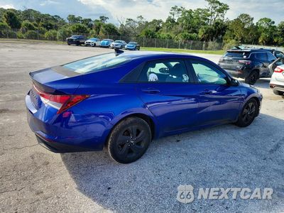 Trzecie zdjęcie samochodu z tyłu: 2021 HYUNDAI ELANTRA SEL VIN:KMHLM4AG9MU134424 - miniatura