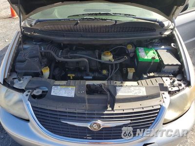 Zdjęcie 12 z 13 samochodu: 2003 CHRYSLER TOWN & COUNTRY VIN:2C4GP24333R248893 - miniatura