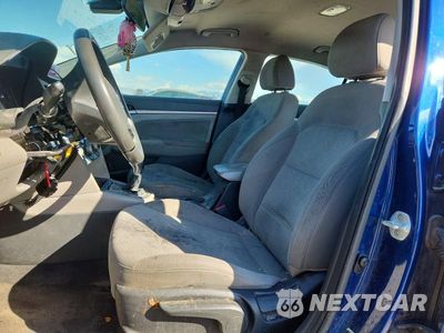 Zdjęcie 7 z 12 samochodu: 2019 HYUNDAI ELANTRA SEL VIN:5NPD84LF7KH411905 - miniatura