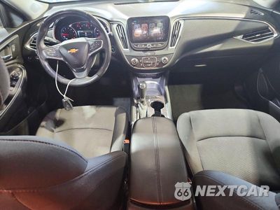 Zdjęcie 8 z 12 samochodu: 2018 CHEVROLET MALIBU LT VIN:1G1ZD5ST9JF256192 - miniatura