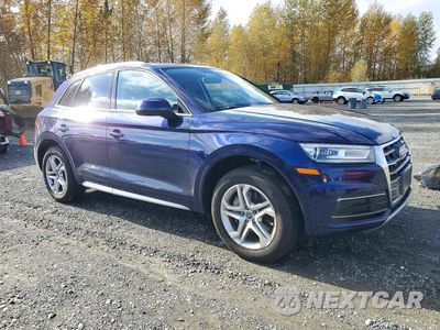 Czwarte zdjęcie samochodu z boku: 2018 AUDI Q5 PREMIUM VIN:WA1ANAFYXJ2140257 - miniatura