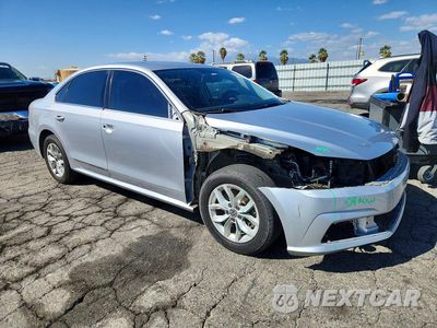 Czwarte zdjęcie samochodu z boku: 2017 VOLKSWAGEN PASSAT S VIN:1VWAT7A34HC024659 - miniatura
