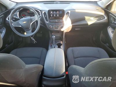 Zdjęcie 8 z 13 samochodu: 2019 CHEVROLET MALIBU LT VIN:1G1ZD5ST5KF138433 - miniatura