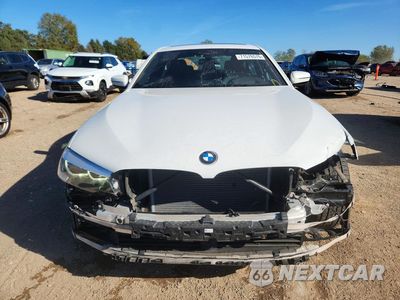 Piąte zdjęcie samochodu w środku: 2018 BMW 530 XI VIN:WBAJA7C52JWA71345 - miniatura