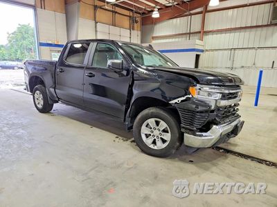 Czwarte zdjęcie samochodu z boku: 2022 CHEVROLET SILVERADO K1500 LT VIN:1GCPDDEK1NZ512082 - miniatura