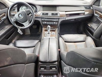 Zdjęcie 8 z 13 samochodu: 2012 BMW 750 LXI VIN:WBAKC8C56CC437359 - miniatura