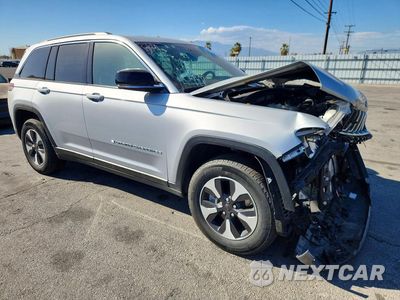 Czwarte zdjęcie samochodu z boku: 2025 JEEP GRAND CHEROKEE 4XE VIN:1C4RJYB68S8700776 - miniatura