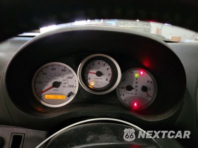 Zdjęcie 9 z 13 samochodu: 2005 TOYOTA RAV4 BASE VIN:JTEHD20V950041910 - miniatura