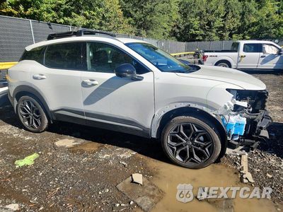 Czwarte zdjęcie samochodu z boku: 2026 NISSAN KICKS SR VIN:3N8AP6DD0TL314470 - miniatura