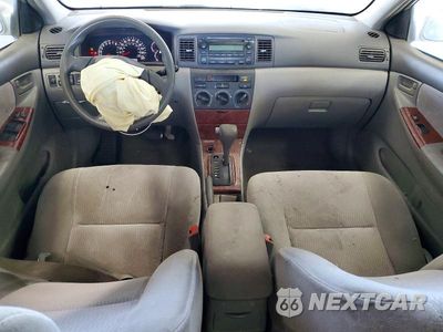 Zdjęcie 8 z 12 samochodu: 2006 TOYOTA COROLLA LE VIN:1NXBR30E76Z763478 - miniatura