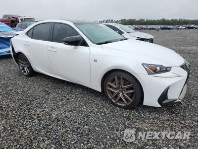 Czwarte zdjęcie samochodu z boku: 2017 LEXUS IS 200T VIN:JTHBA1D23H5040416 - miniatura