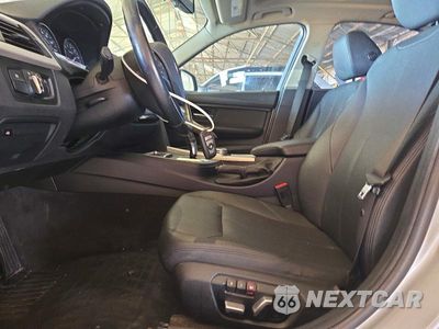 Zdjęcie 7 z 12 samochodu: 2018 BMW 320 I VIN:WBA8A9C52JAH12338 - miniatura