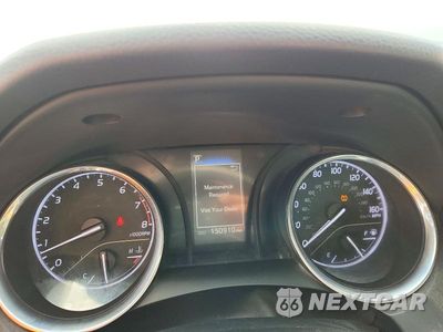 Zdjęcie 9 z 12 samochodu: 2019 TOYOTA CAMRY VIN:4T1B11HK8KU699466 - miniatura