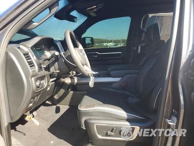 Zdjęcie 7 z 13 samochodu: 2025 RAM 1500 LARAMIE VIN:1C6SRFJP8SN771171 - miniatura