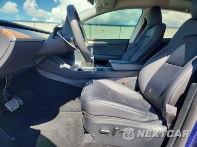 Zdjęcie 7 z 14 samochodu: 2023 TESLA MODEL Y VIN:7SAYGAEE3PF856139 - miniatura