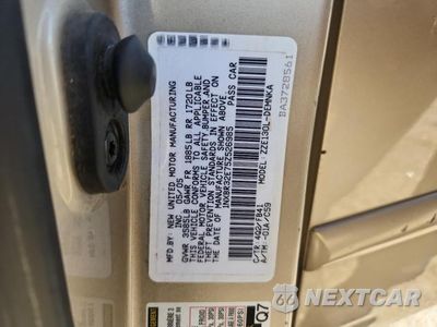 Zdjęcie 12 z 12 samochodu: 2005 TOYOTA COROLLA LE VIN:1NXBR32E75Z526985 - miniatura