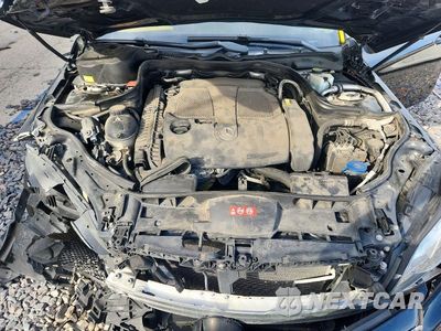 Zdjęcie 11 z 12 samochodu: 2016 MERCEDES-BENZ E 350 VIN:WDDHF5KB9GB266201 - miniatura