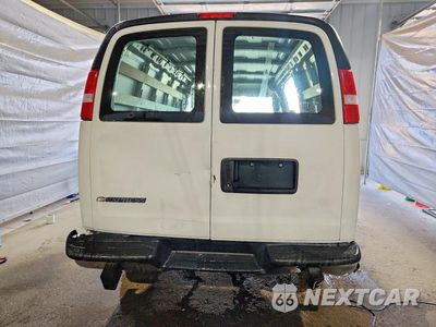 Zdjęcie 6 z 13 samochodu: 2025 CHEVROLET EXPRESS 2500 CARGO DELIVERY VAN VIN:1GCWGAF76S1271948 - miniatura