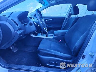 Zdjęcie 7 z 13 samochodu: 2015 NISSAN ALTIMA 2.5 S VIN:1N4AL3AP3FC201705 - miniatura
