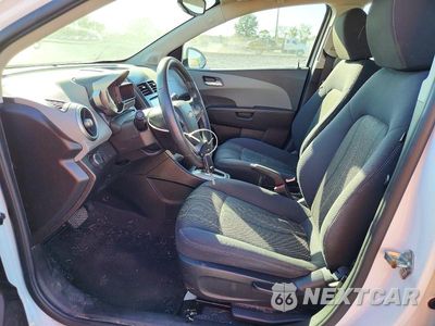 Zdjęcie 7 z 12 samochodu: 2015 CHEVROLET SONIC LT VIN:1G1JC6SB6F4166109 - miniatura