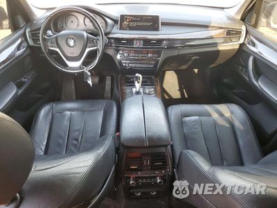 Zdjęcie 8 z 14 samochodu: 2015 BMW X5 XDRIVE35I VIN:5UXKR0C5XF0P08799 - miniatura