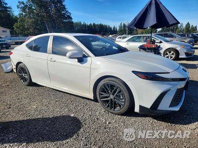 Czwarte zdjęcie samochodu z boku: 2025 TOYOTA CAMRY SE VIN:4T1DAACKXSU589339 - miniatura