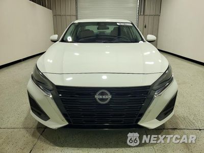 Piąte zdjęcie samochodu w środku: 2023 NISSAN ALTIMA S VIN:1N4BL4BV8PN335185 - miniatura