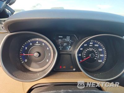 Zdjęcie 9 z 12 samochodu: 2012 HYUNDAI ELANTRA GLS VIN:5NPDH4AE3CH080056 - miniatura