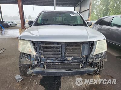 Piąte zdjęcie samochodu w środku: 2011 NISSAN FRONTIER SV V6 VIN:1N6AD0CW6BC449447 - miniatura