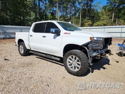 Czwarte zdjęcie samochodu z boku: 2020 CHEVROLET SILVERADO K1500 LTZ VIN:3GCUYGED0LG187965 - miniatura
