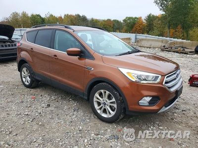 Czwarte zdjęcie samochodu z boku: 2017 FORD ESCAPE SE VIN:1FMCU9GD4HUA51869 - miniatura