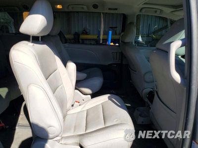 Zdjęcie 11 z 13 samochodu: 2015 TOYOTA SIENNA XLE 7-PASSENGER VIN:5TDDK3DC3FS099212 - miniatura