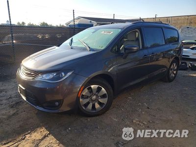 2018 CHRYSLER PACIFICA HYBRID LIMITED 2C4RC1N70JR365800 - główne zdjęcie licytacji z USA - miniatura
