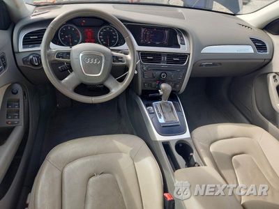 Zdjęcie 8 z 12 samochodu: 2010 AUDI A4 PREMIUM VIN:WAUBFAFL2AN037213 - miniatura