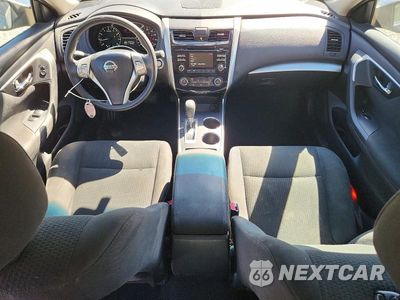 Zdjęcie 8 z 13 samochodu: 2015 NISSAN ALTIMA 2.5 S VIN:1N4AL3AP1FN330059 - miniatura