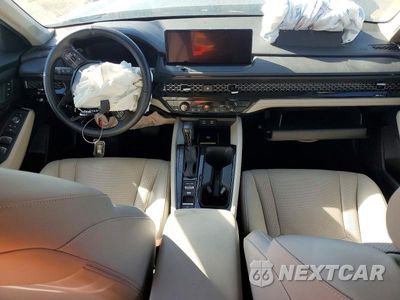 Zdjęcie 8 z 12 samochodu: 2025 HONDA ACCORD HYBRID EXL VIN:1HGCY2F63SA084942 - miniatura