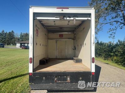 Zdjęcie 6 z 12 samochodu: 2022 FORD ECONOLINE E350 SUPER DUTY CUTAWAY VAN VIN:1FDWE3FK2NDC29877 - miniatura