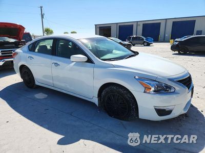 Czwarte zdjęcie samochodu z boku: 2015 NISSAN ALTIMA 2.5 S VIN:1N4AL3AP6FN864660 - miniatura