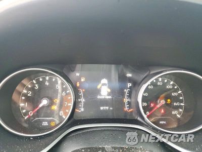 Zdjęcie 9 z 14 samochodu: 2018 JEEP COMPASS LATITUDE VIN:3C4NJDBB1JT470583 - miniatura