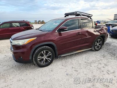 2016 TOYOTA HIGHLANDER XLE 5TDKKRFH3GS136800 - główne zdjęcie licytacji z USA - miniatura