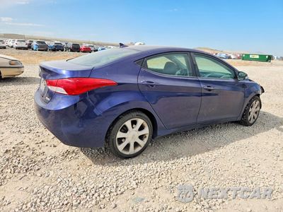 Trzecie zdjęcie samochodu z tyłu: 2013 HYUNDAI ELANTRA LIMITED VIN:5NPDH4AE2DH452097 - miniatura