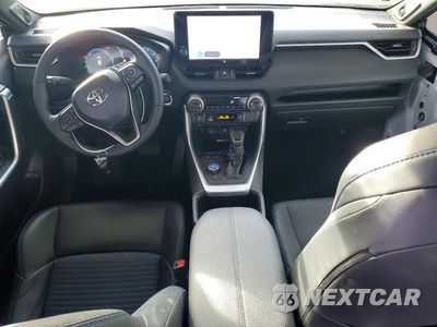 Zdjęcie 8 z 13 samochodu: 2025 TOYOTA RAV4 XSE VIN:JTME6RFV6SJ083474 - miniatura
