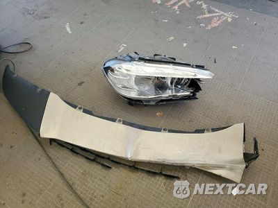 Zdjęcie 13 z 14 samochodu: 2017 BMW X5 XDRIVE35I VIN:5UXKR0C50H0U49923 - miniatura