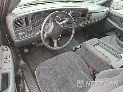 Zdjęcie 8 z 12 samochodu: 2002 GMC NEW SIERRA C1500 VIN:2GTEC19V621115307 - miniatura